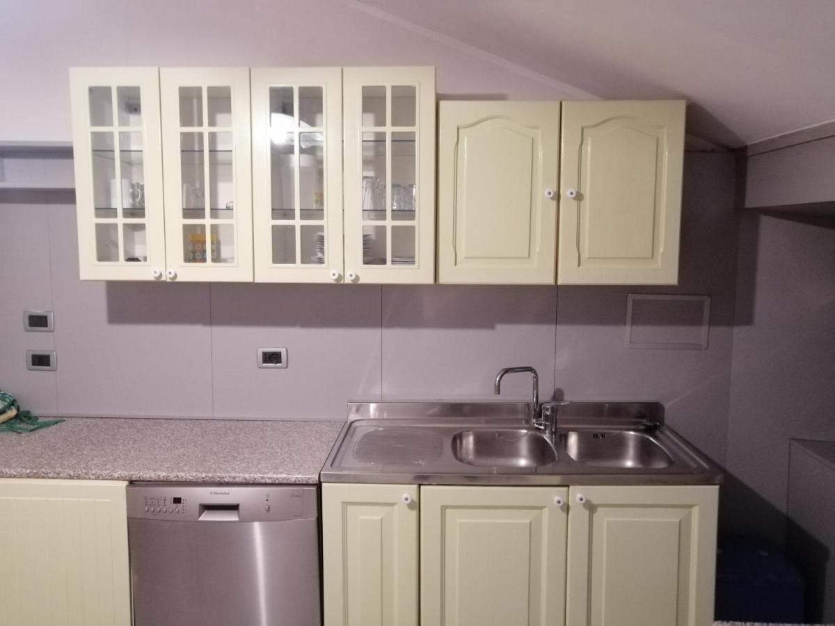 Apartment Kandler - Spacious And Confortable Trieste Exterior foto